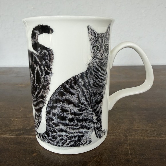 Henley Collection Cat Mug Fine Bone China England K.M. Hassall Cat Breeds Cup - Picture 3 of 6